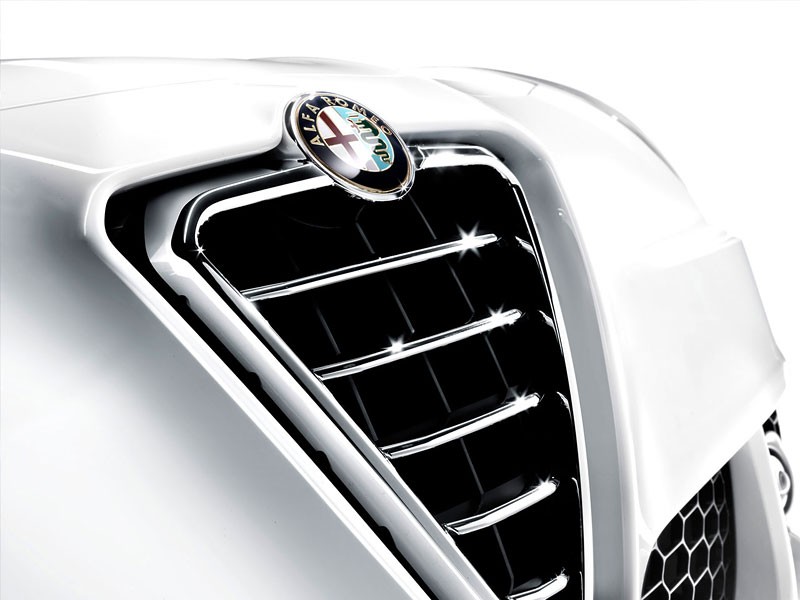 Alfa Romeo Giulietta: wnętrze i nowe zdjęcia