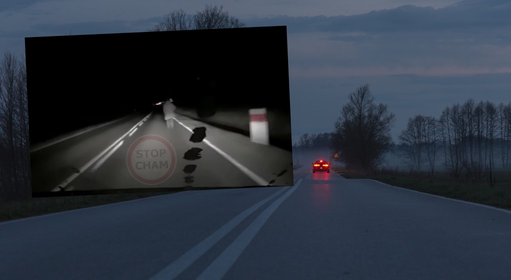 Nieoświetlony pieszy na drodze