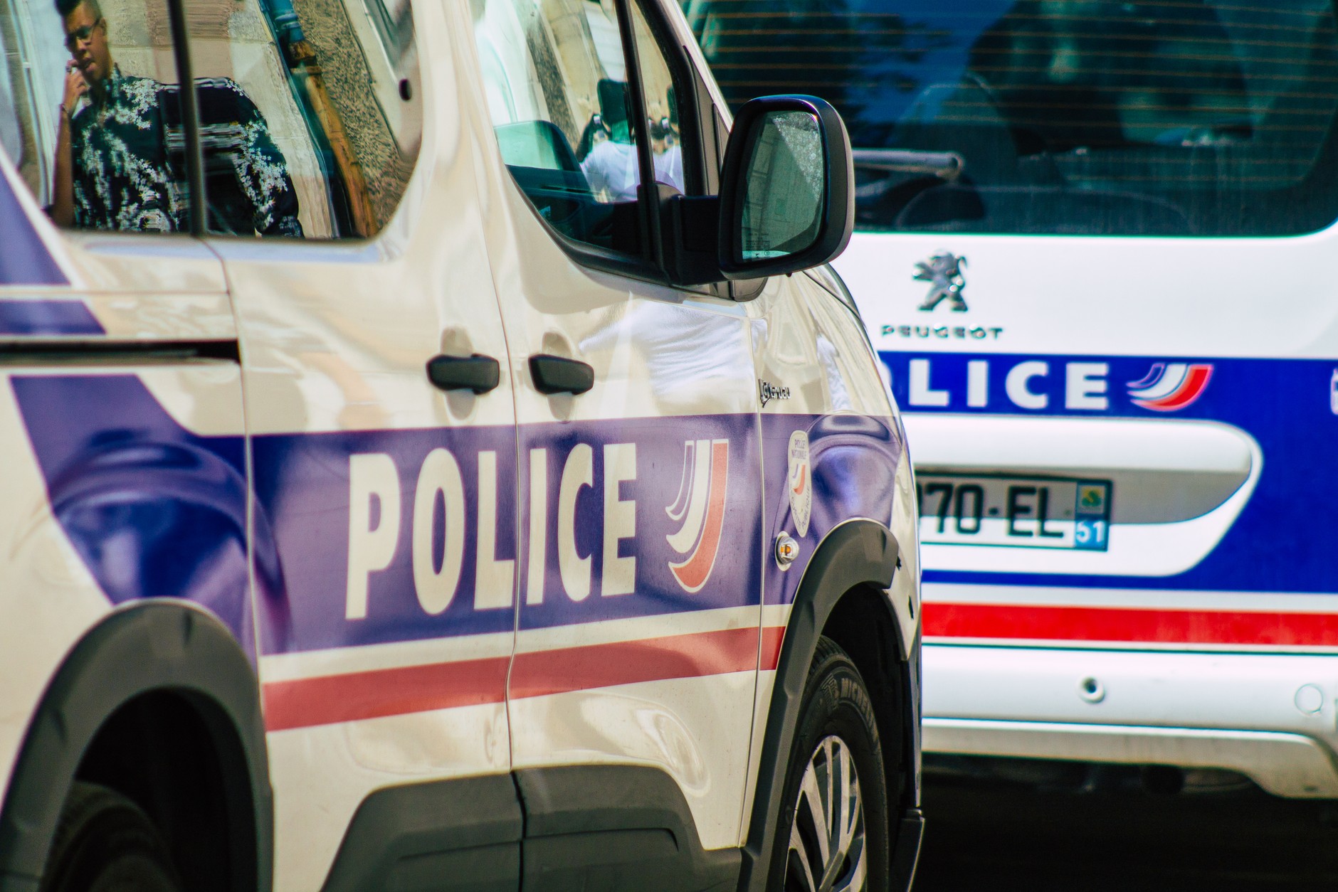 Radiowozy francuskiej policji