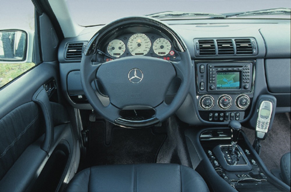 Porsche Ceyennne S kontra Mercedes ML 55 AMG i BMW X5 4.6is - strarcie terenówek dla bogatych