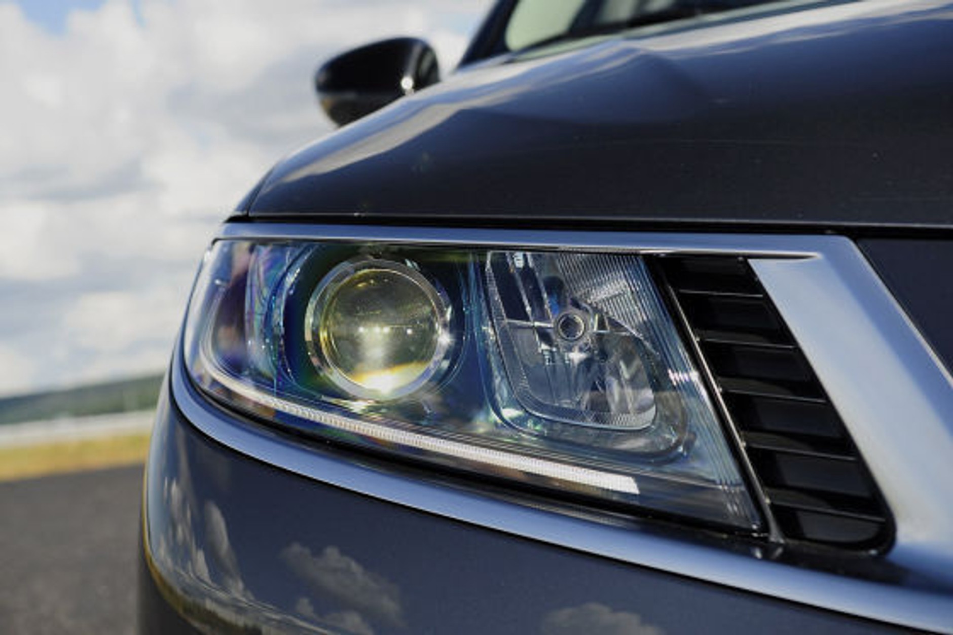 Saab 9-5: pierwsze zdjęcia i informacje