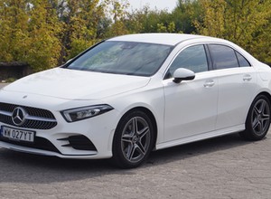 Mercedes A180d Limuzyna - piękna i oszczędna