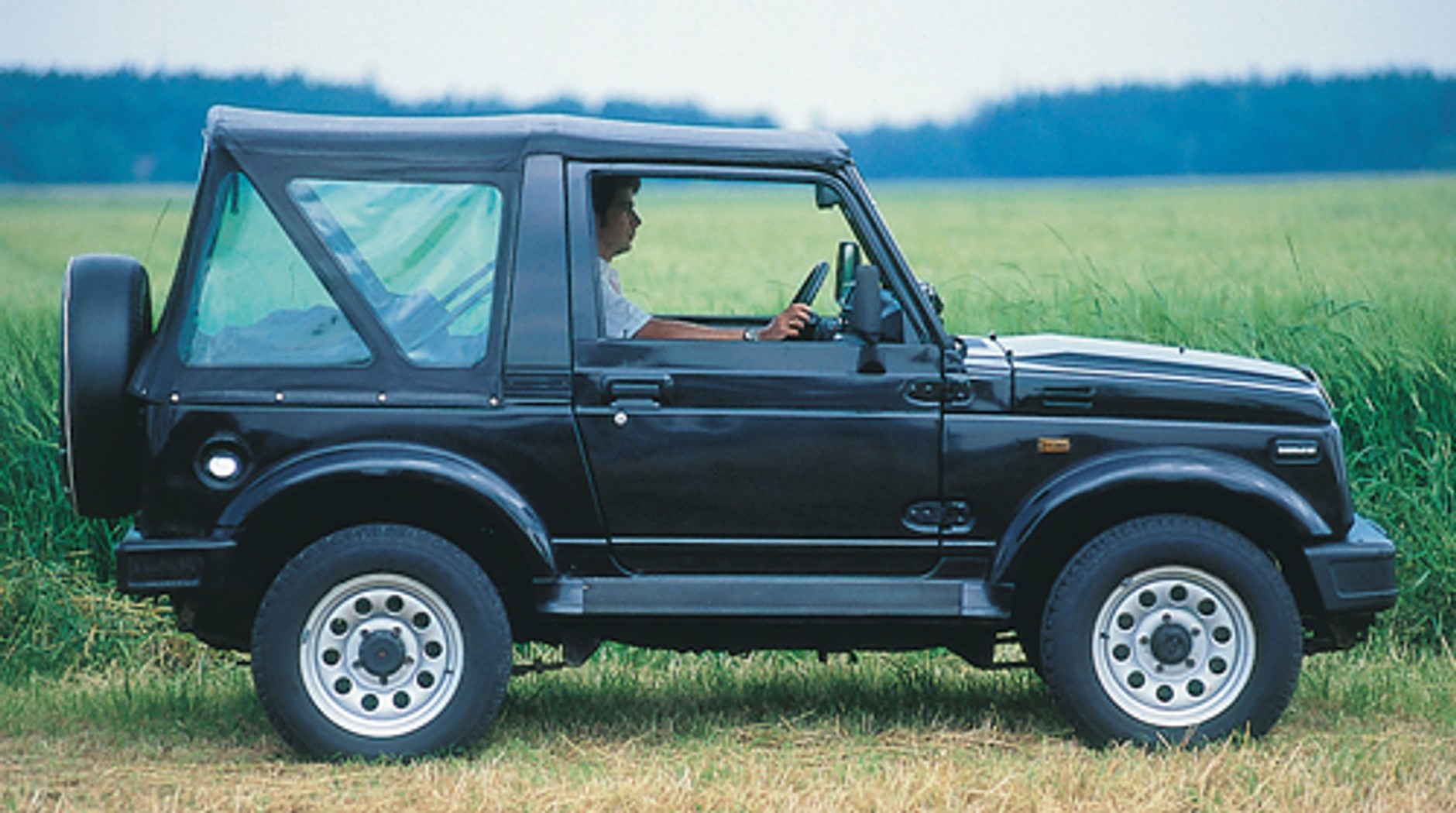Suzuki Samurai - Maluch do off-roadu