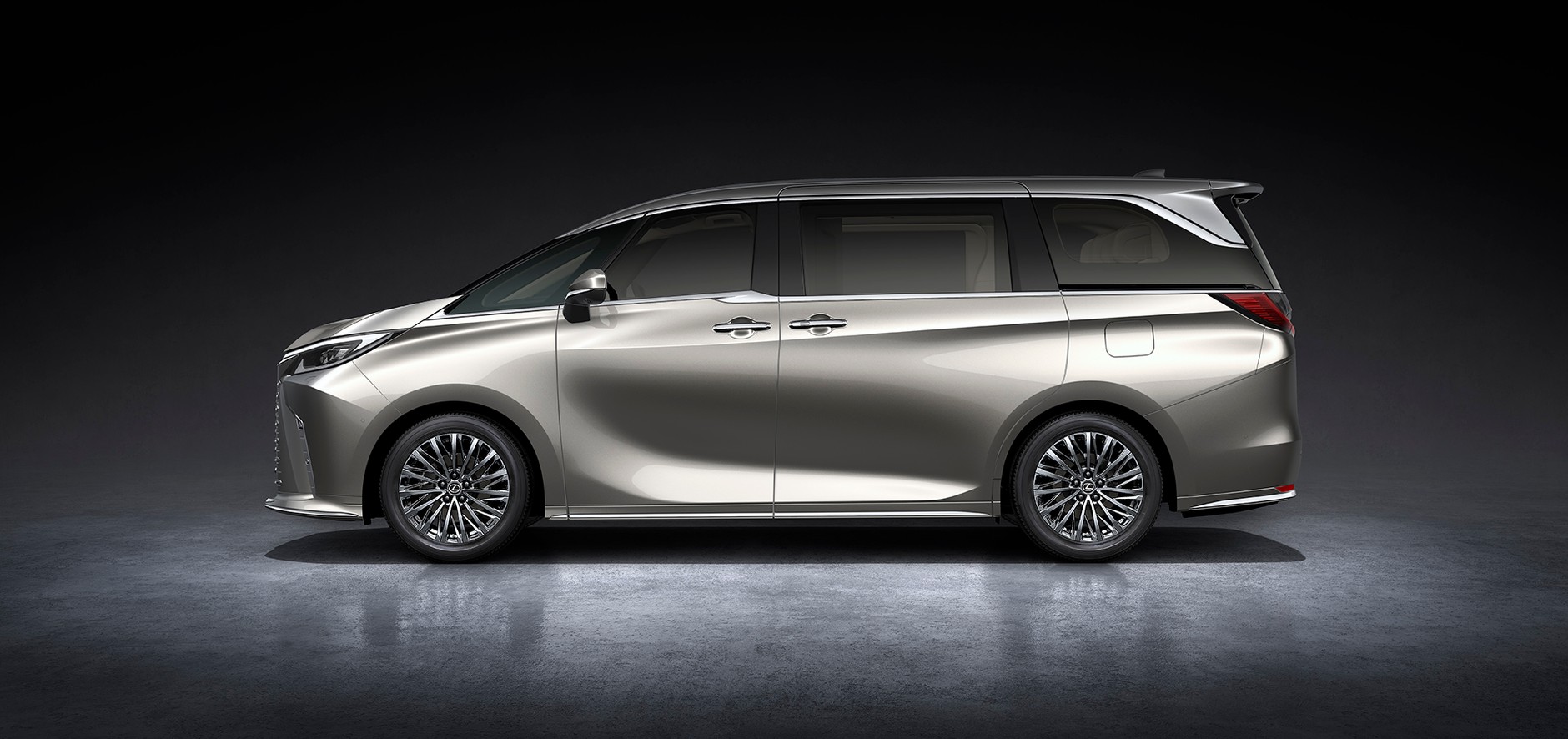 Lexus LM 350h. Ekskluzywny van z Azji debiutuje w Europie