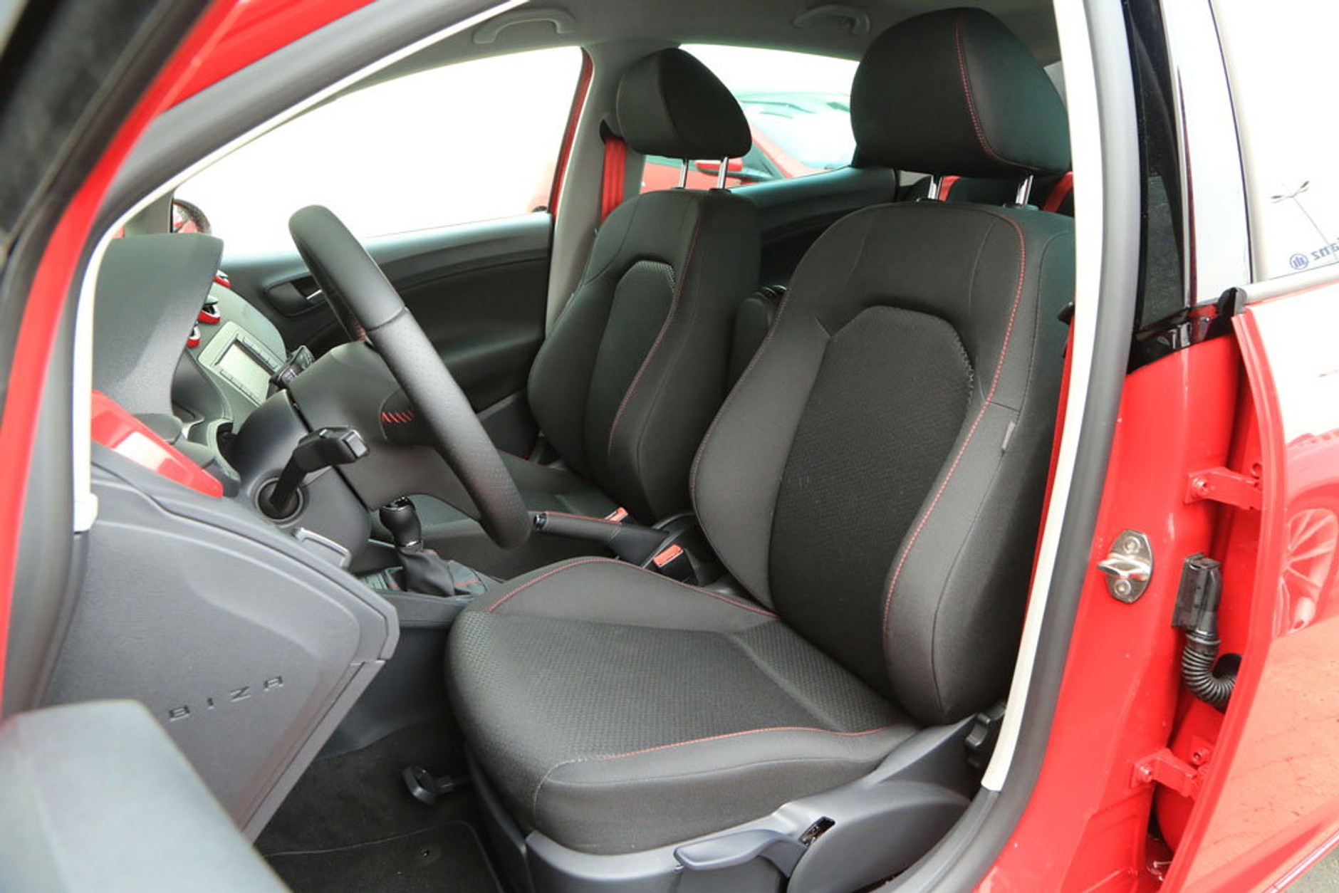 Seat Ibiza 1.2 TSI FR - dużo lepsza dynamika i technika