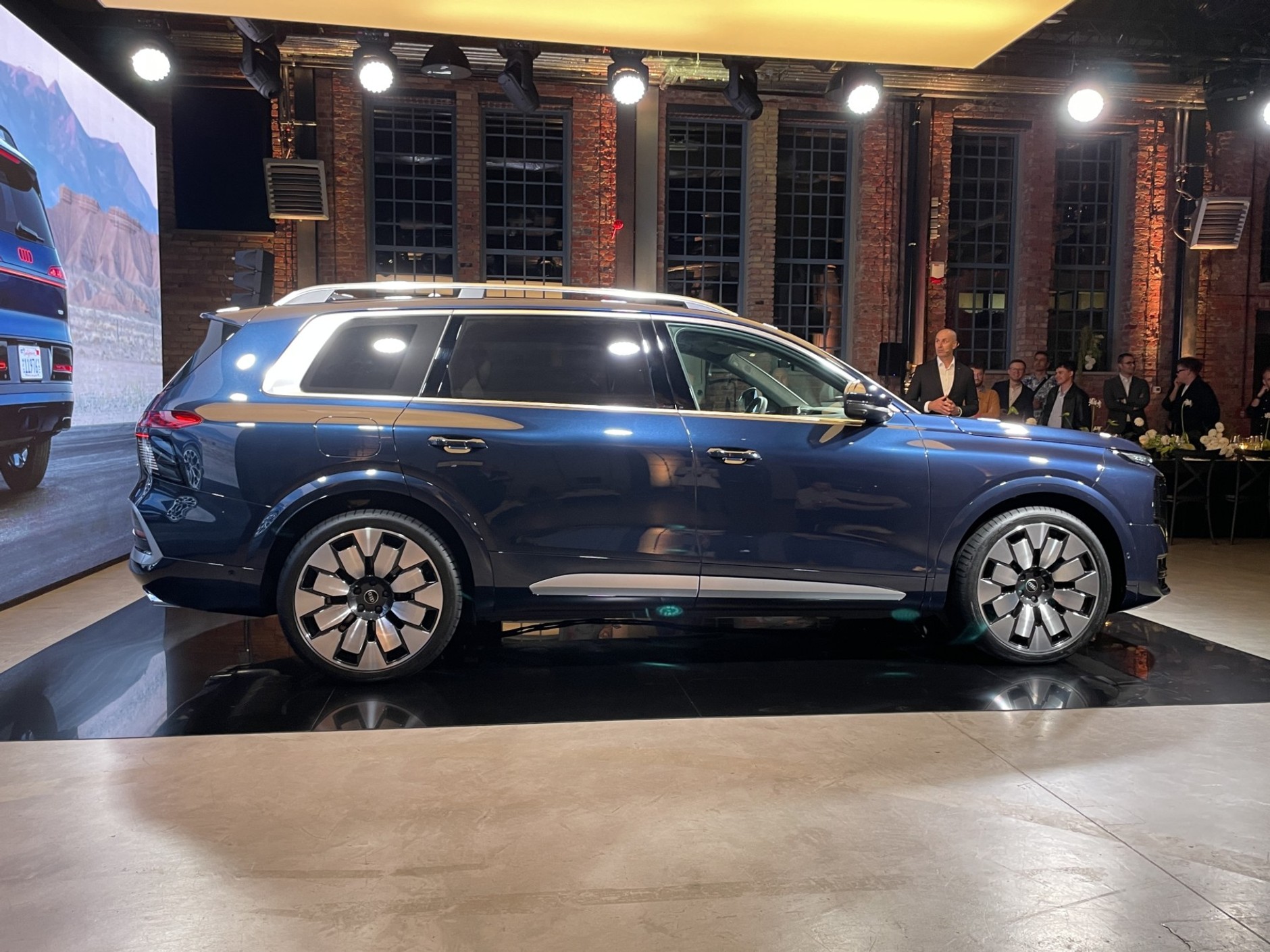 Audi Q9