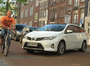 Toyota Auris Hybrid | test