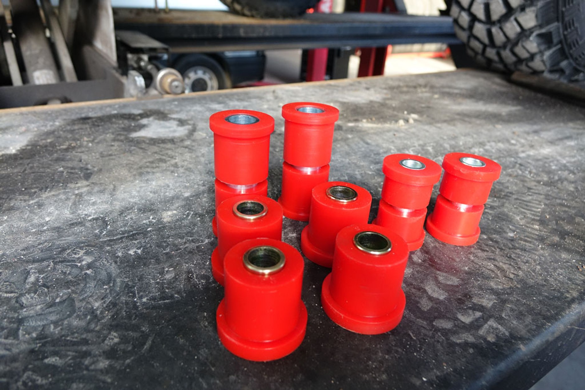 Jak wzmocnić zawieszenie? Poliuretan zamiast gumy