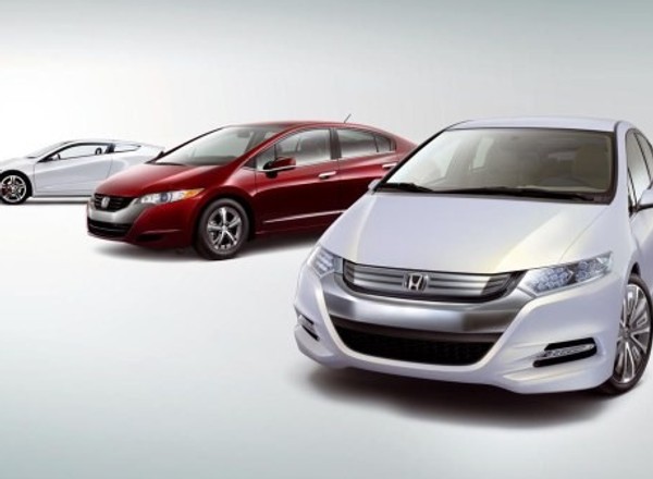 Honda mocno uderzy w Paryżu