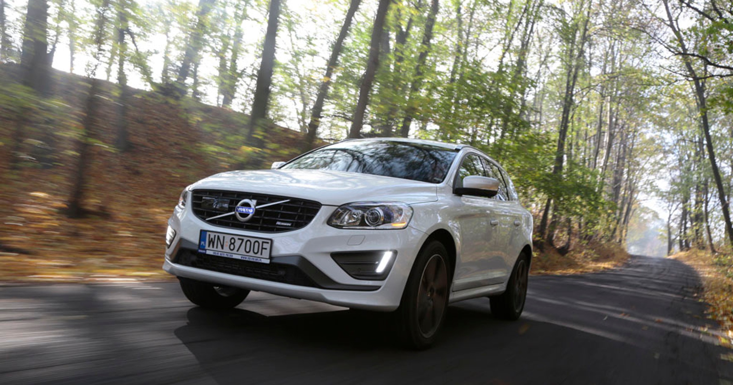 Volvo XC60 T5 R-Design - Autostradowa terenówka