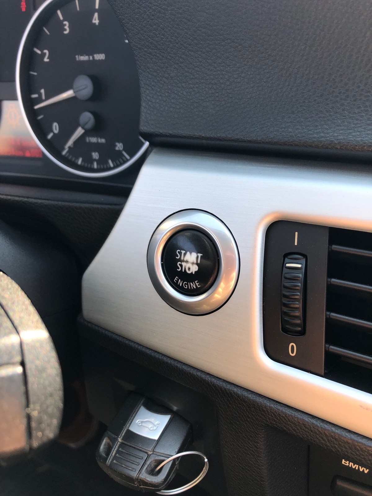 BMW 325i - używane auto z ogłoszenia