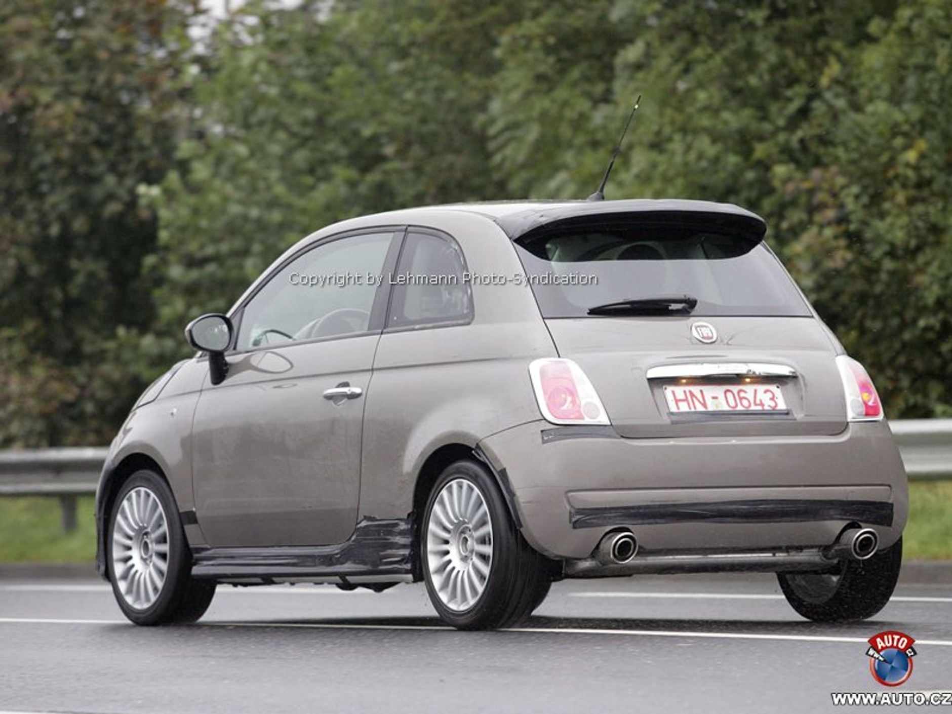 Zdjęcia szpiegowskie: Fiat 595 Abarth SS