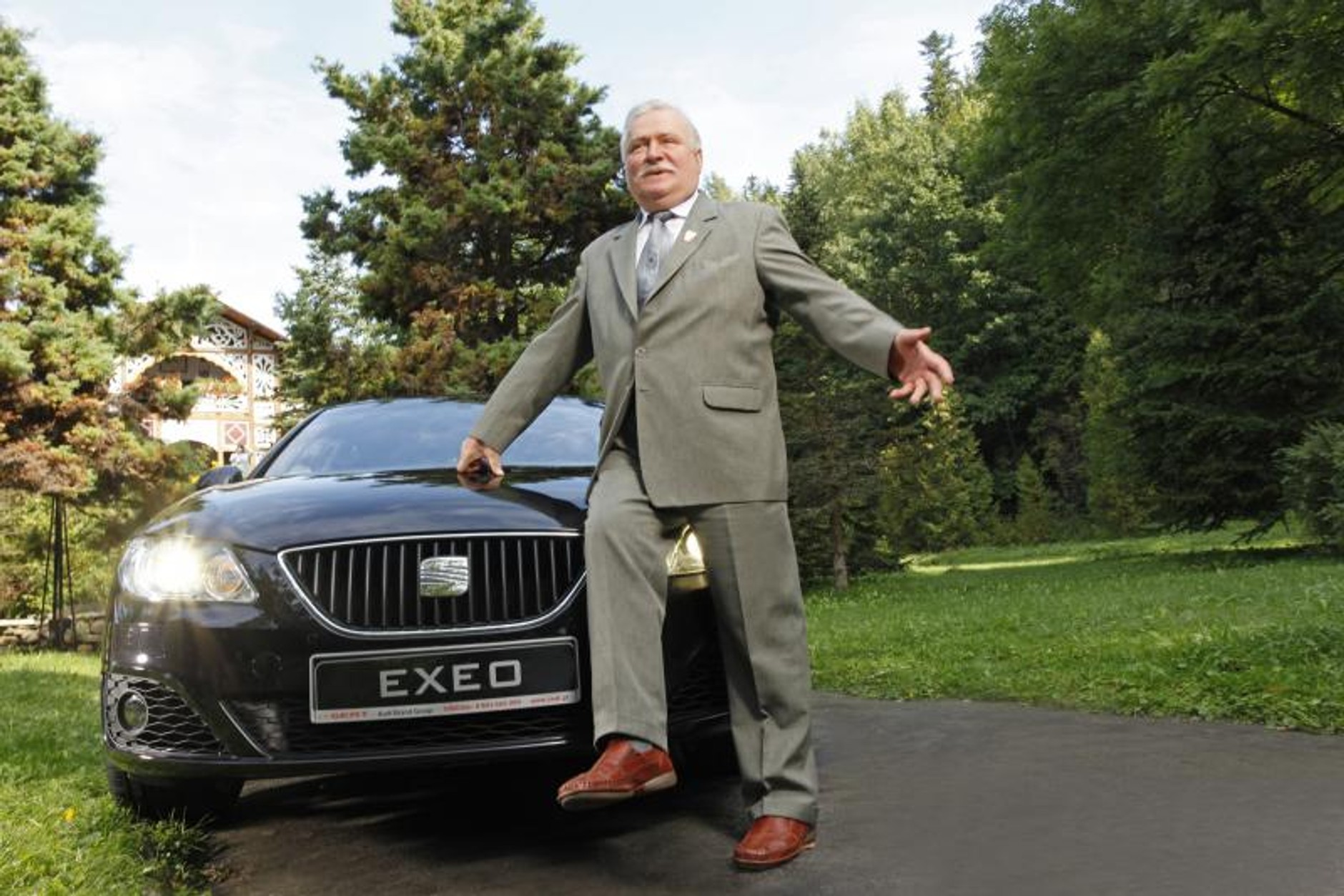 Lech Wałęsa dostał Seata Exeo