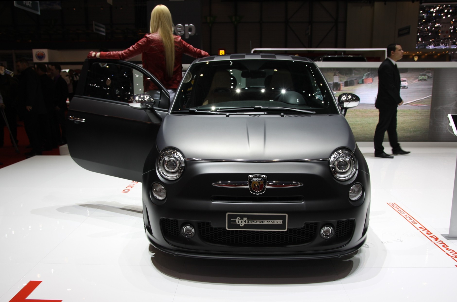 Abarth 695 Black Diamond (Genewa 2013)