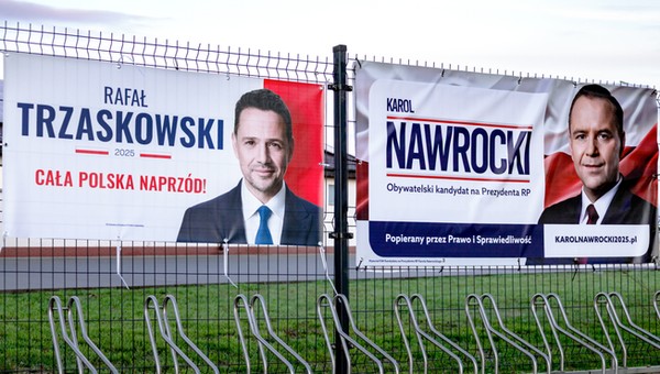 Jakie samochody mają Rafał Trzaskowski i Karol Nawrocki? Sprawdziliśmy oświadczenia