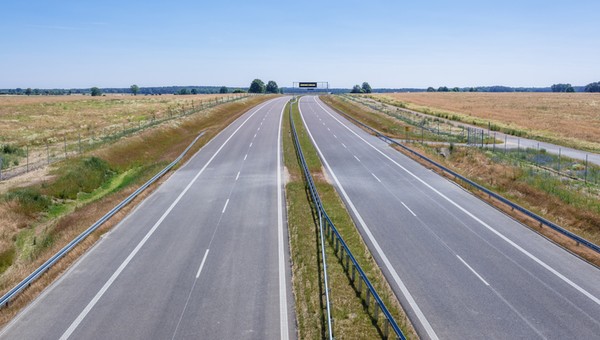 Drogi ekspresowe nie będą autostradami. Minister Adamczyk o pojawiających się spekulacjach
