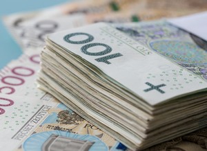 Polskie firmy motoryzacyjne popadają w coraz większe długi