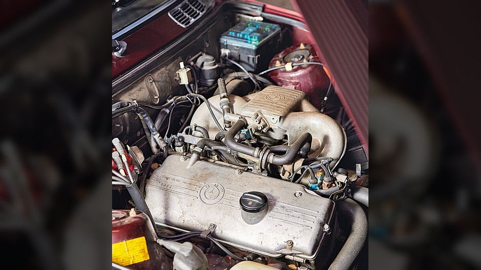 BMW E30 różnorodność jednostek napędowych