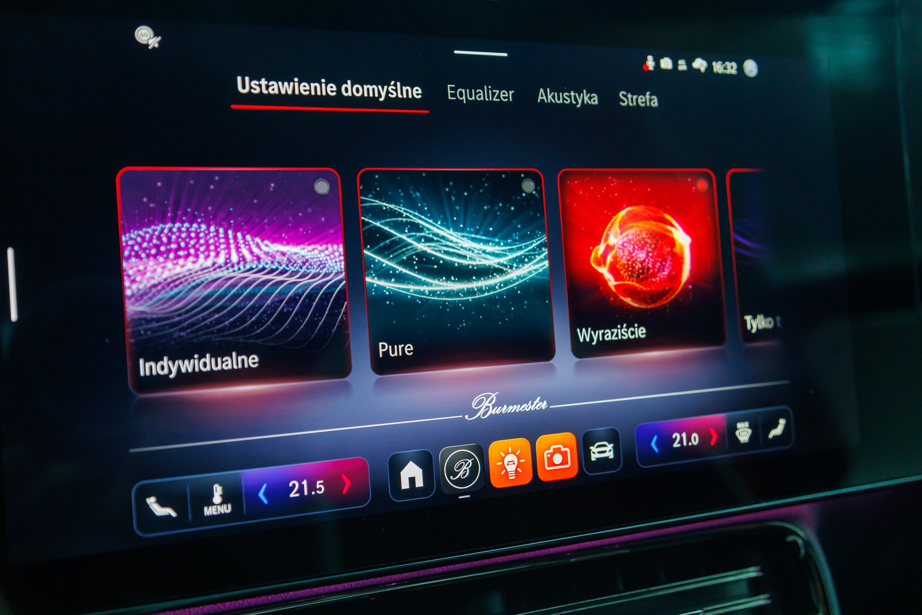 2025 Mercedes CLA 250+