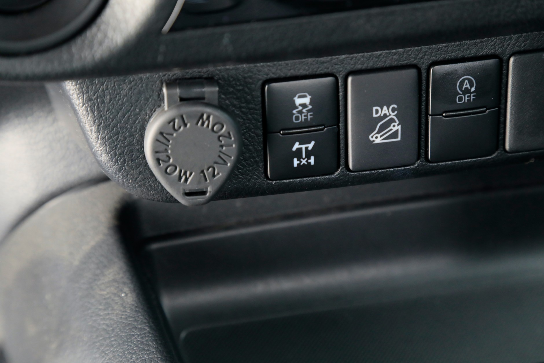 Toyota Hilux 2.0 D-4D 4x4 A/T 2021