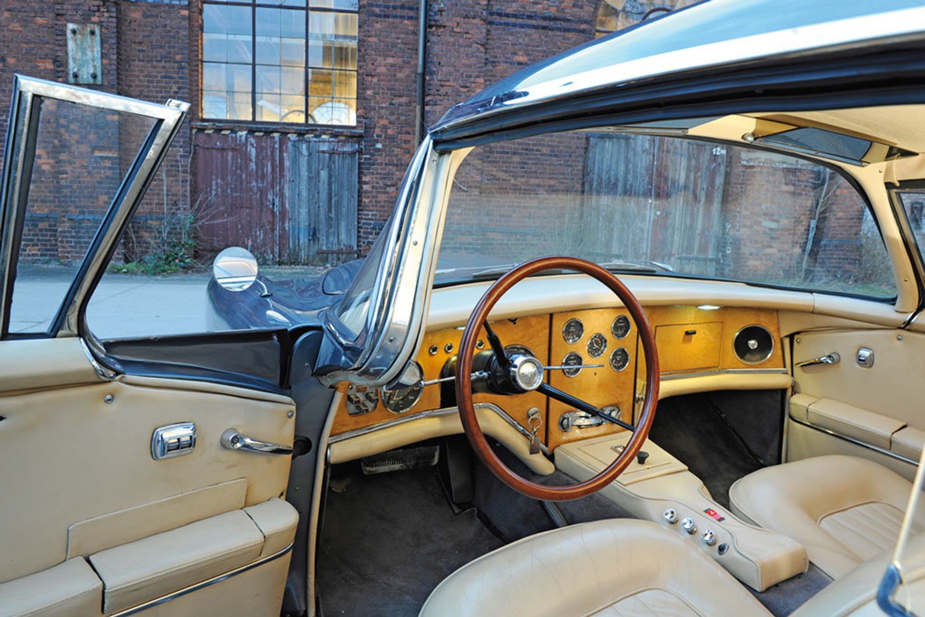 Auto takie jak Facel Vega zastąpi każde inne hobby