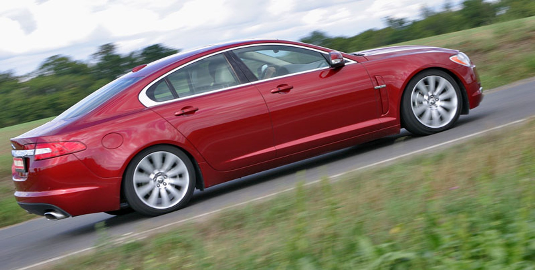 Jaguar XF – pierwsze wrażenia