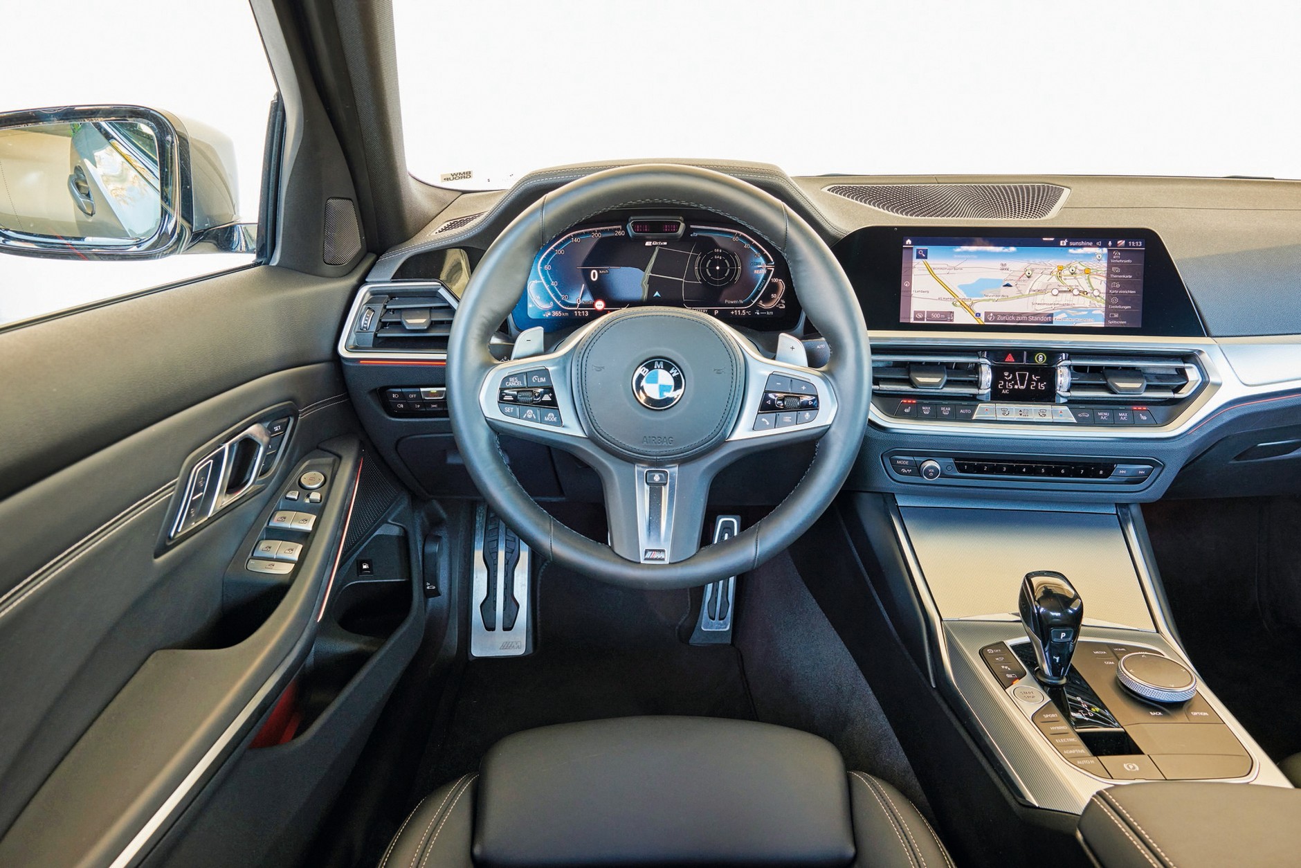 BMW 330e