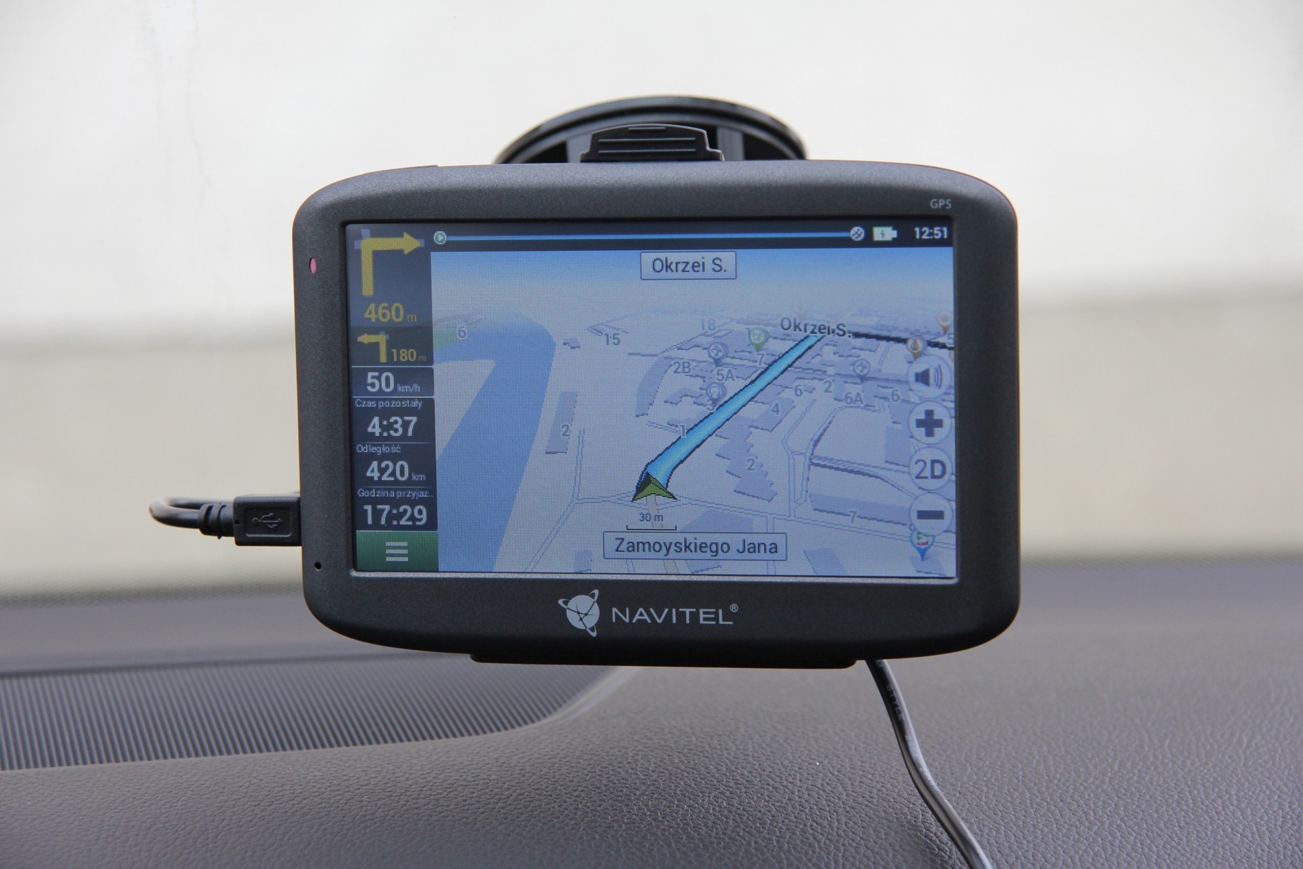 Navitel_E500_manewry_jeden_po_drugim