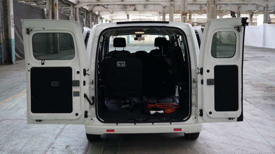 Nissan e-NV200
