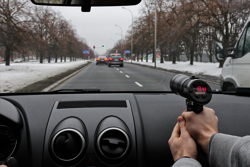 Tusku - mamy Cię! Sprawdź, ile pędził premier
