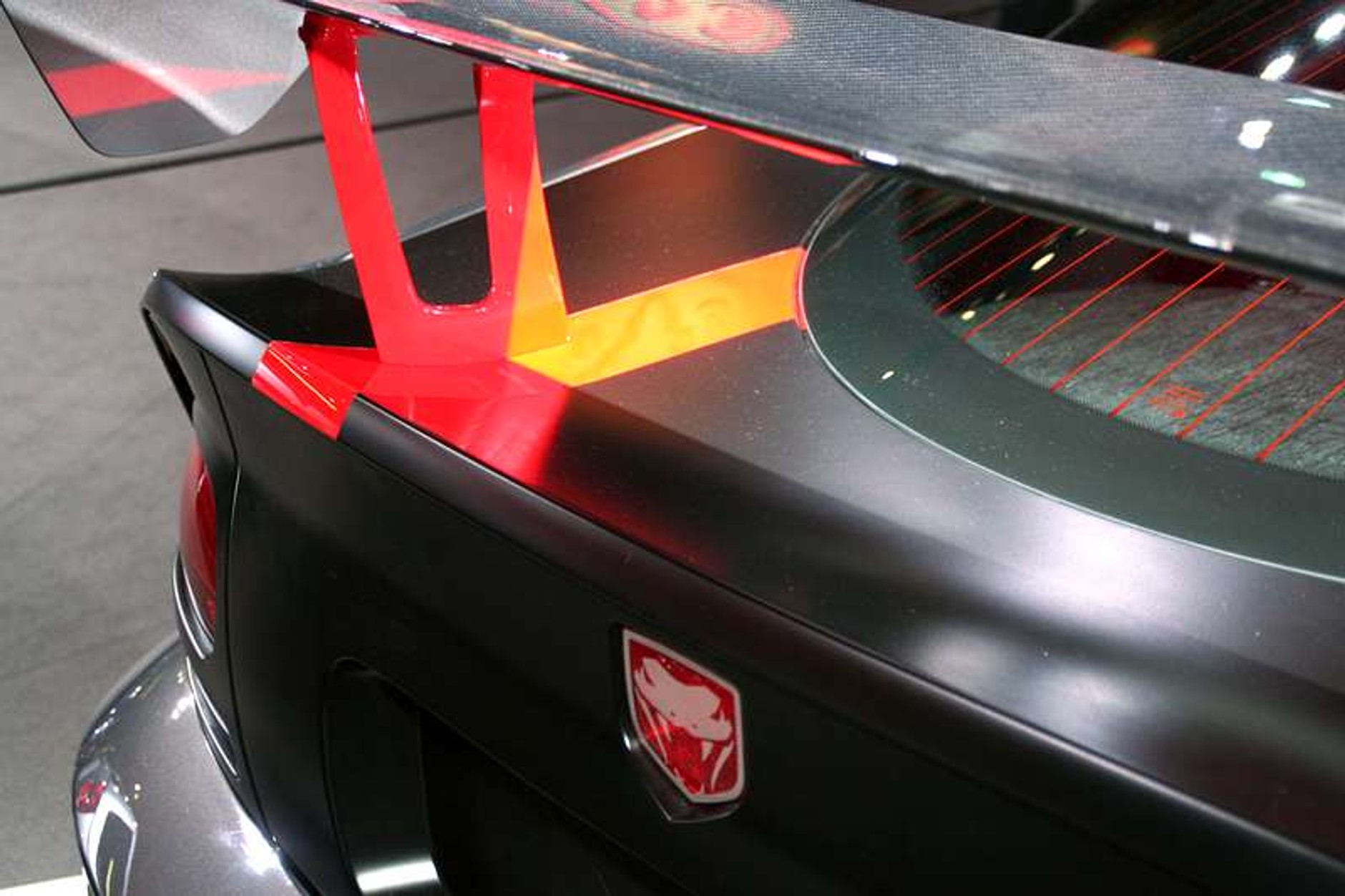 Mopar Dodge Viper SRT-10: podrasowana żmija