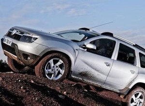 Terenowa Dacia zgarnia nagrody