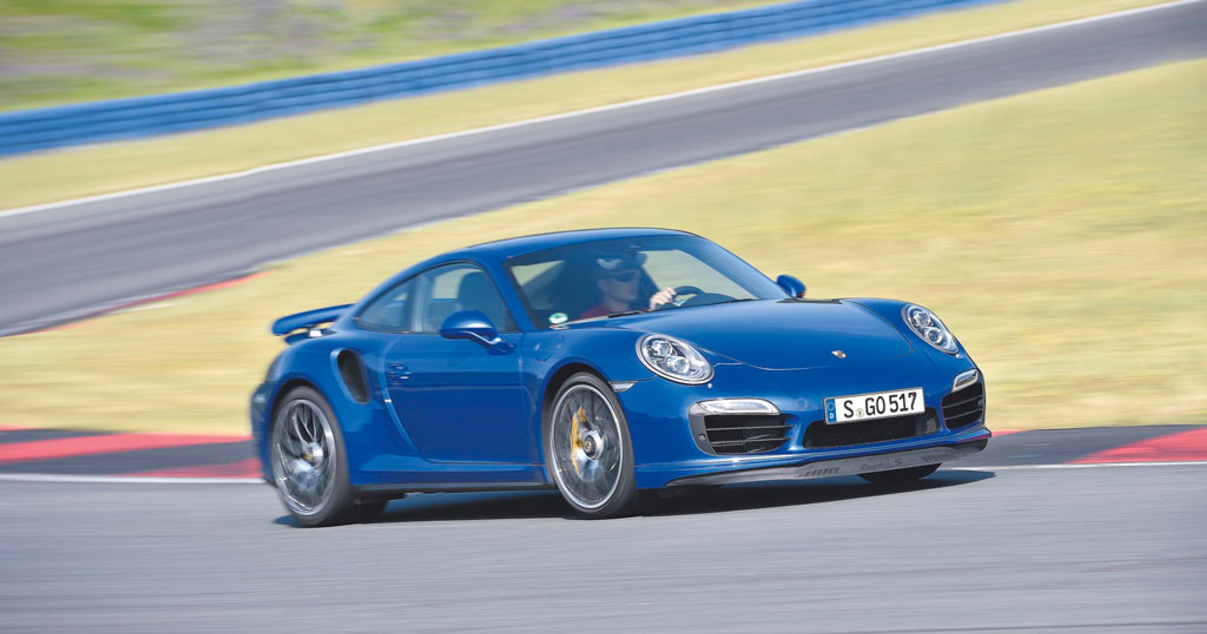 Porównanie: Audi R8 V10 Plus, Jaguar F-Type R, Nissan GT-R, Porsche 911 Turbo S
