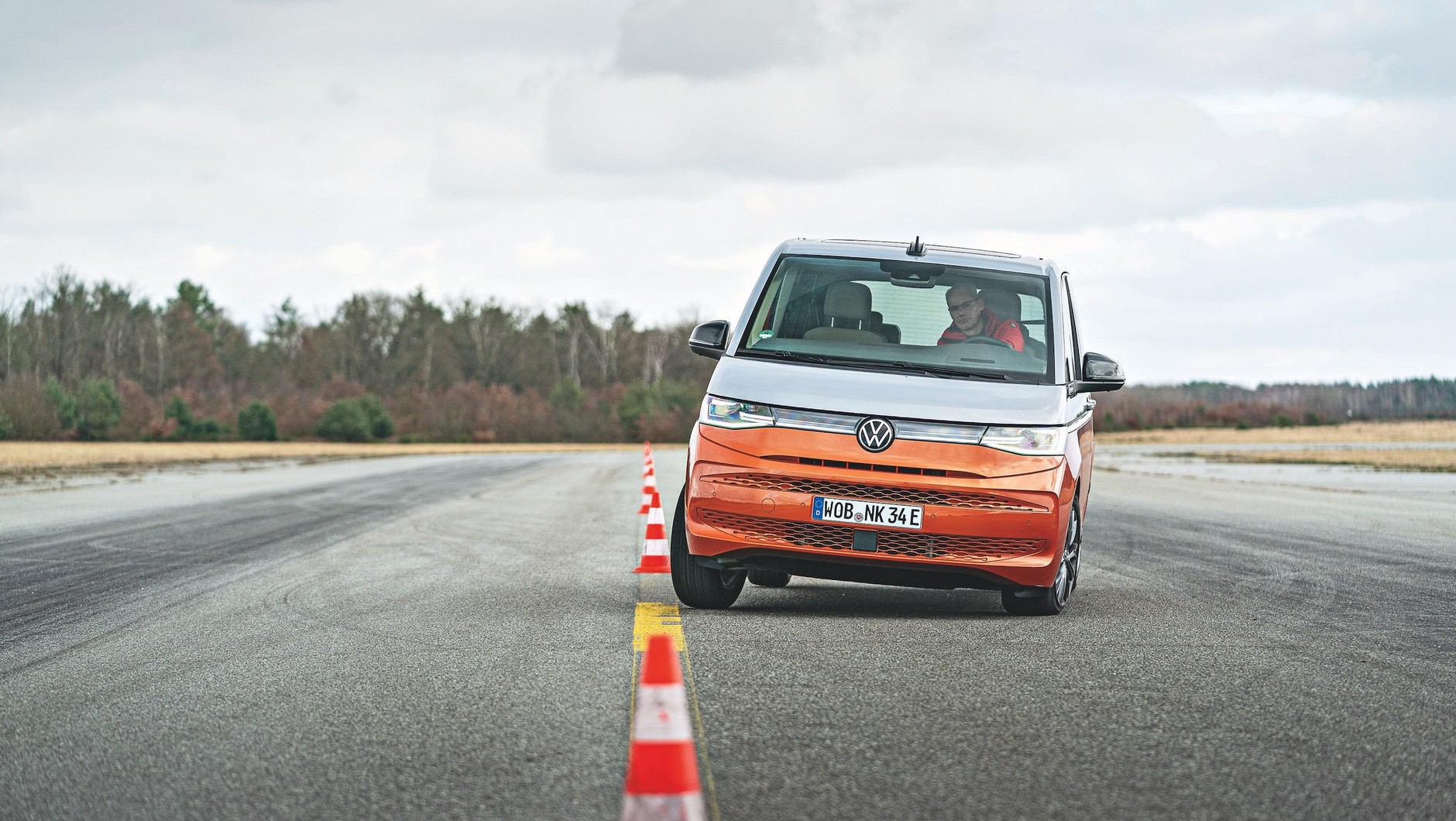 Volkswagen T7 Multivan 1.4 eHybrid (2022)
