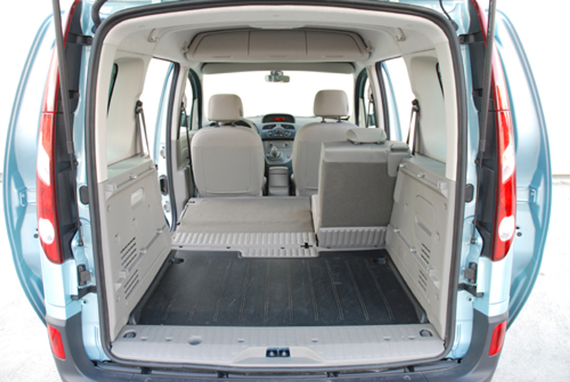 Renault Kangoo 1.5 dCi - Nowy, większy, praktyczniejszy