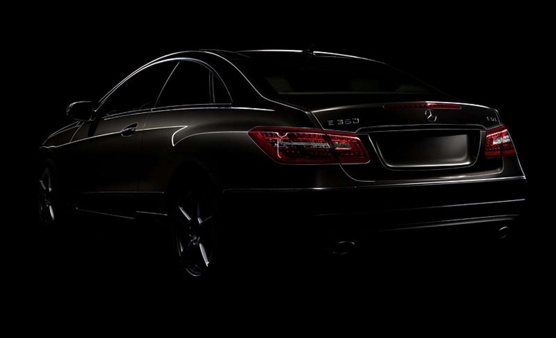 Genewa 2009: Mercedes-Benz E-Klasa Coupe - dane techniczne i zdjęcia