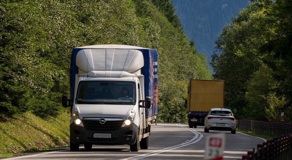 DK49 Jurgów, tuż przed granicą ze Słowacją przebiega na wysokości 858 m n.p.m.