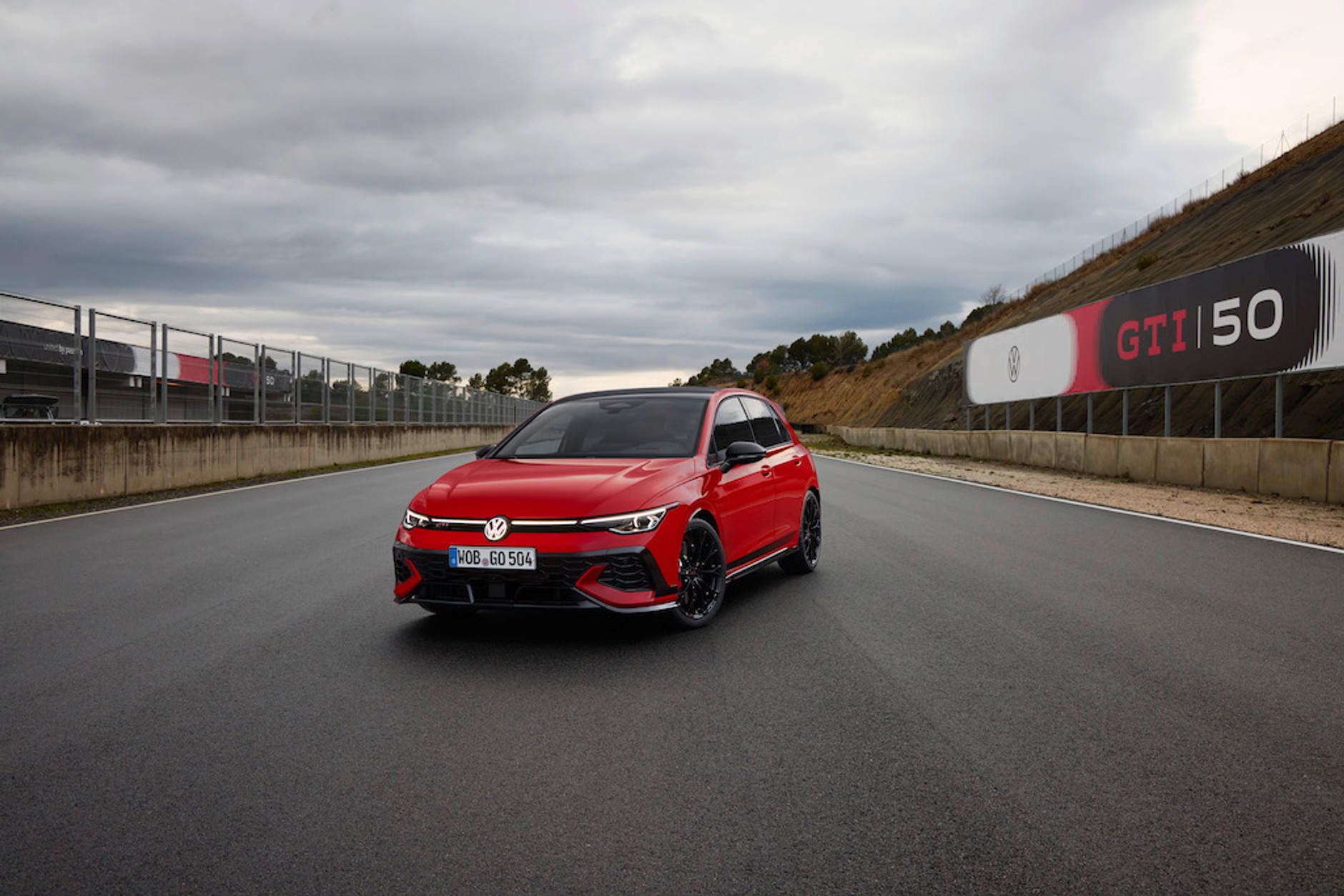 VW Golf GTI Edition 50