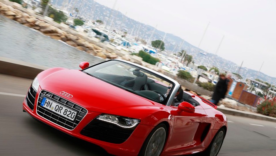 Audi R8 Spyder - supercabrio na wiosnę