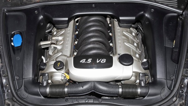 Tanie V8, czyli co ciekawego można znaleźć w ogłoszeniach