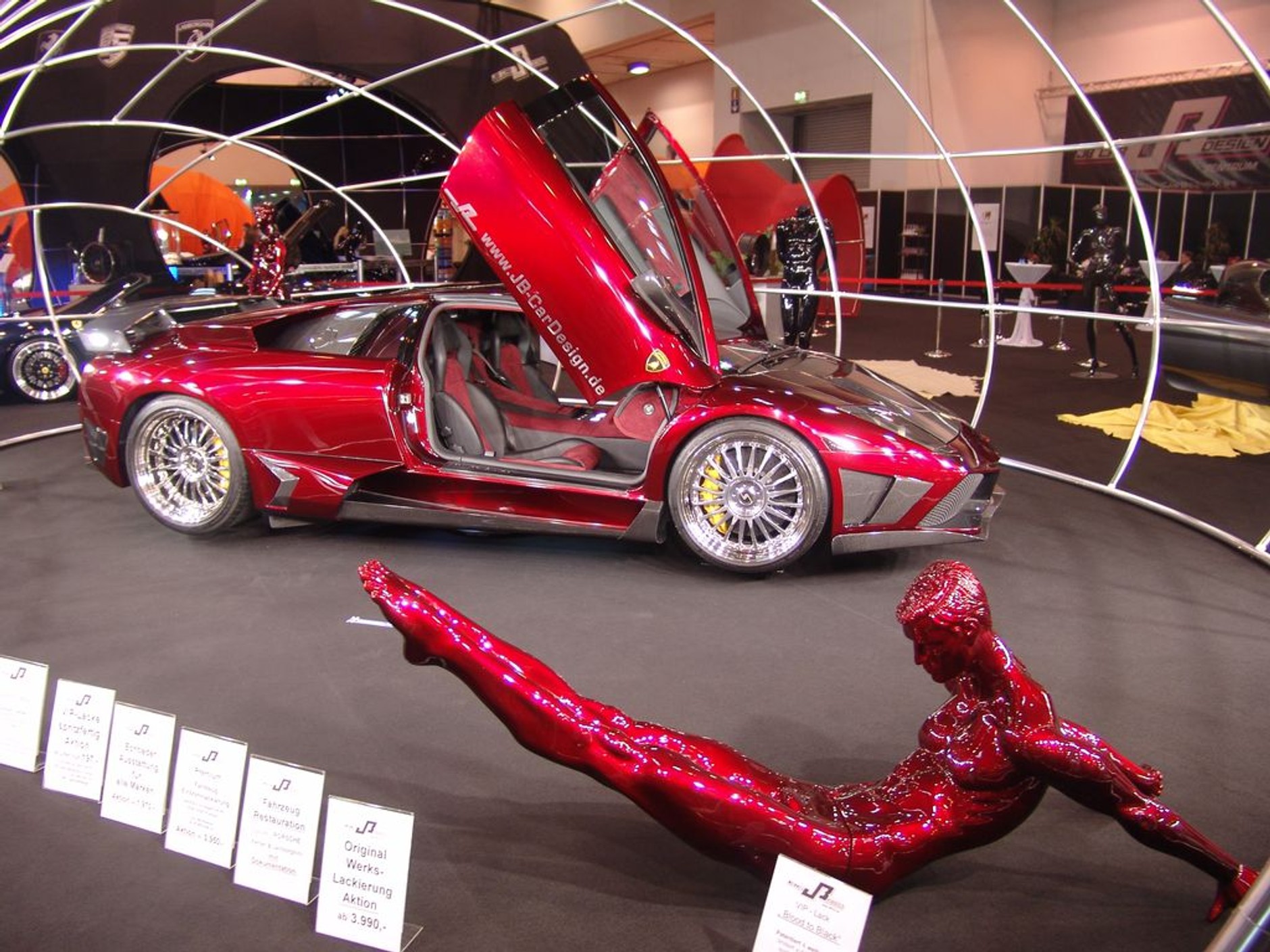Essen Motor Show 2010: premiery w blasku tuningu, designu i modelek