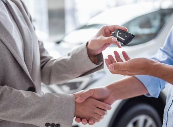 Jak przygotować samochód do sprzedaży. Teraz jest na to najlepszy moment