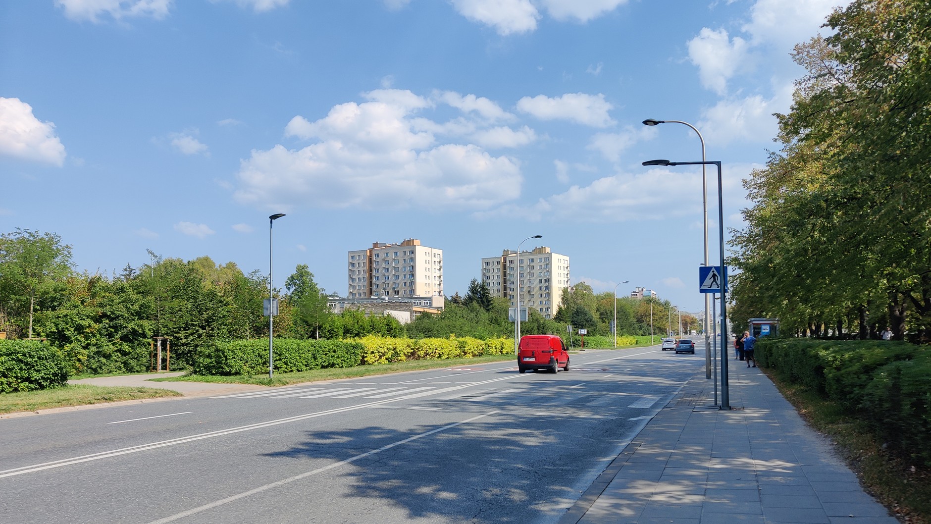 Ulica Woronicza w Warszawie po zamontowaniu progów zwalniających