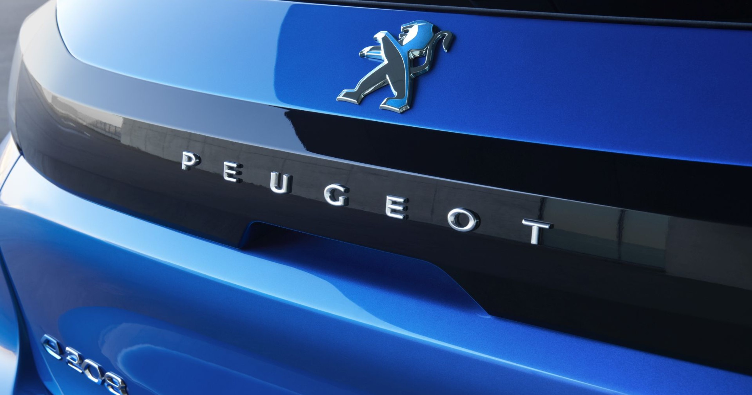 Peugeot-e208