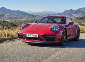Nowe Porsche 911 GTS - jeszcze bardziej dynamiczne i wyraziste