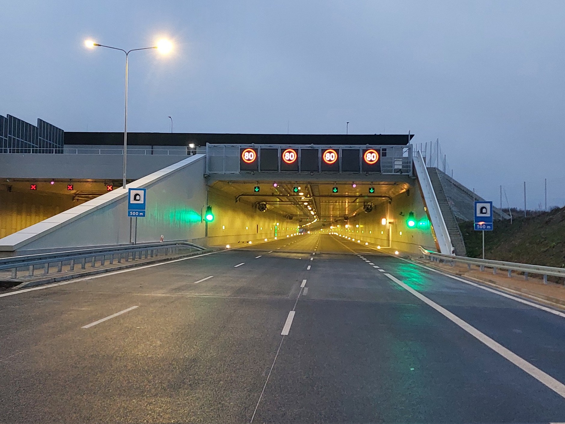 Wlot tunelu na S52 (Północna Obwodnica Krakowa)