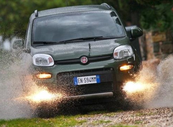Jak radzi sobie Panda 4x4 w terenie?