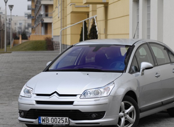 Citroen C4: Oszczędnie do czasu