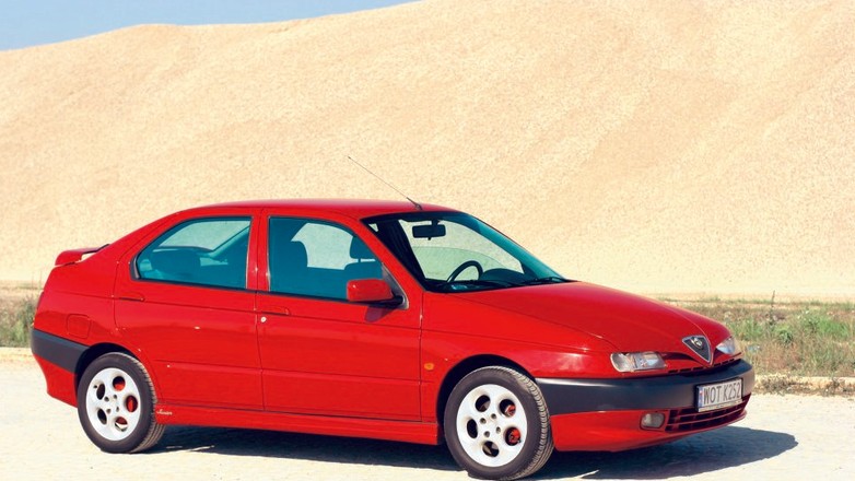 Alfa Romeo 146