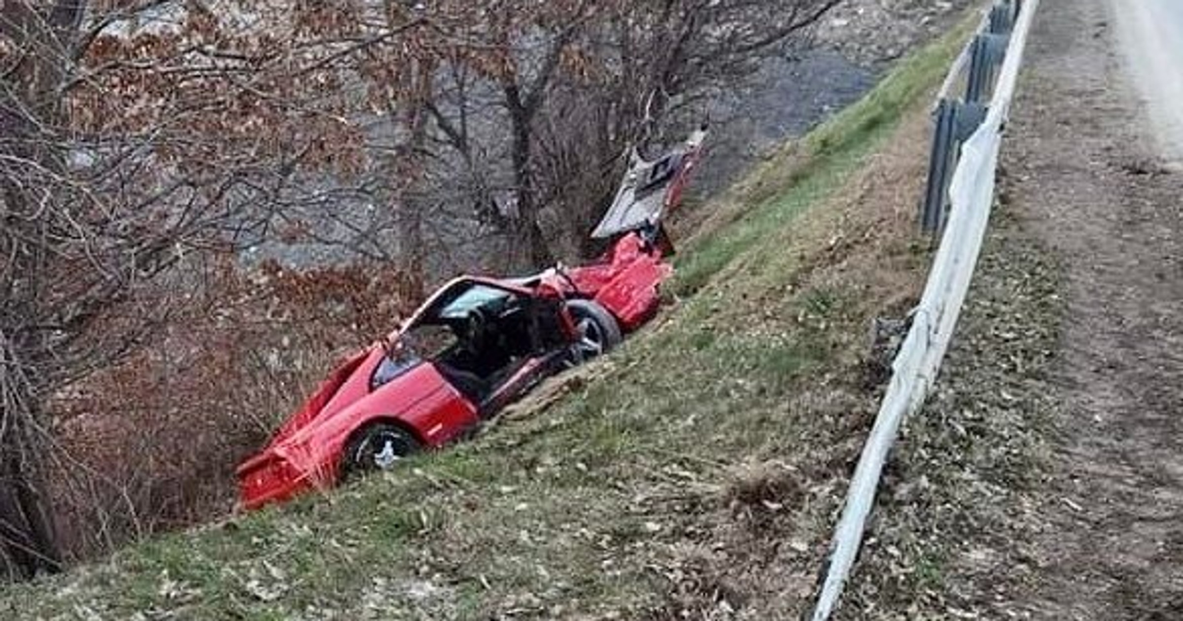 Rozbite Ferrari w Tenczynie